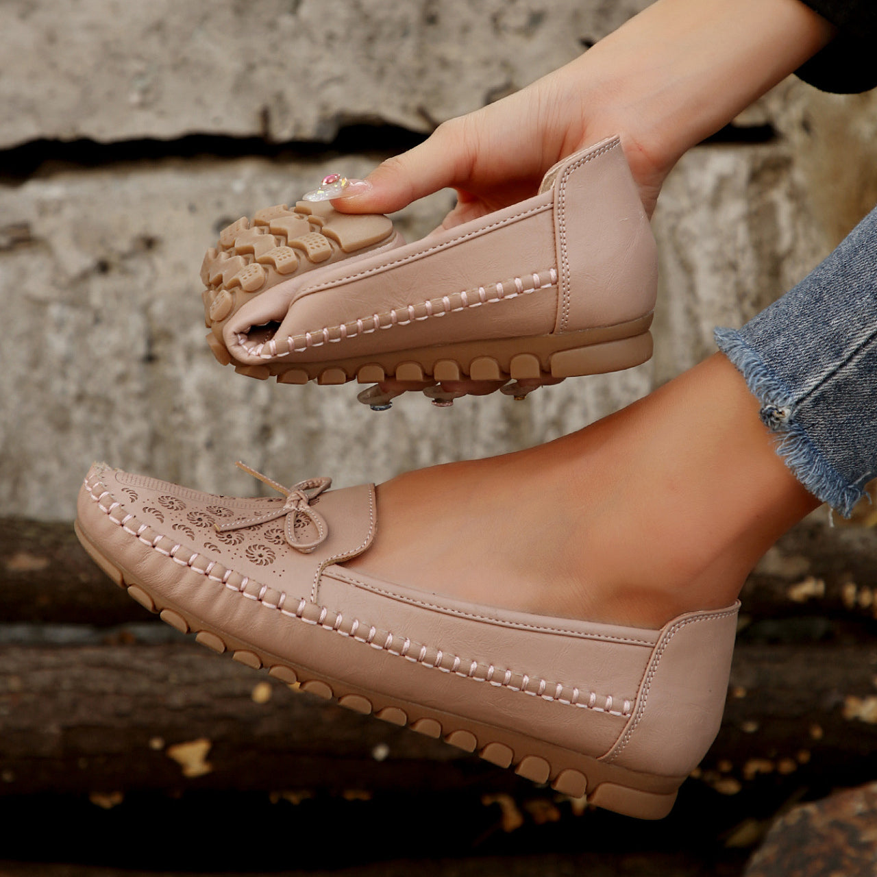 Women's Orthopedic Leather Flats – Lightweight, Breathable & Non-Slip