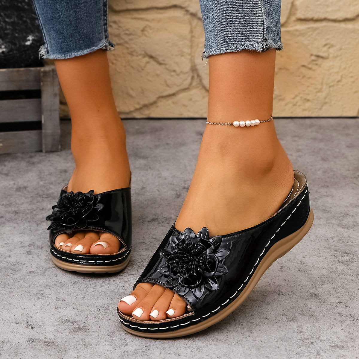 Comfortable Floral Wedge Slide Slippers