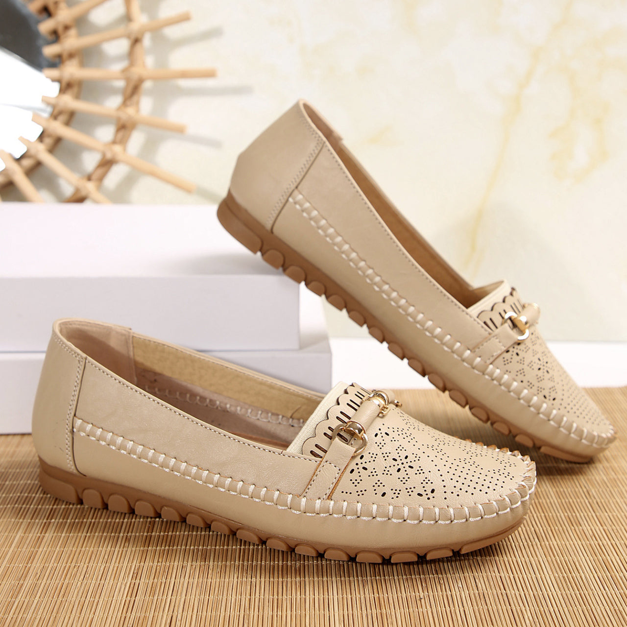 Women's Orthopedic Leather Flats – Lightweight, Breathable & Non-Slip