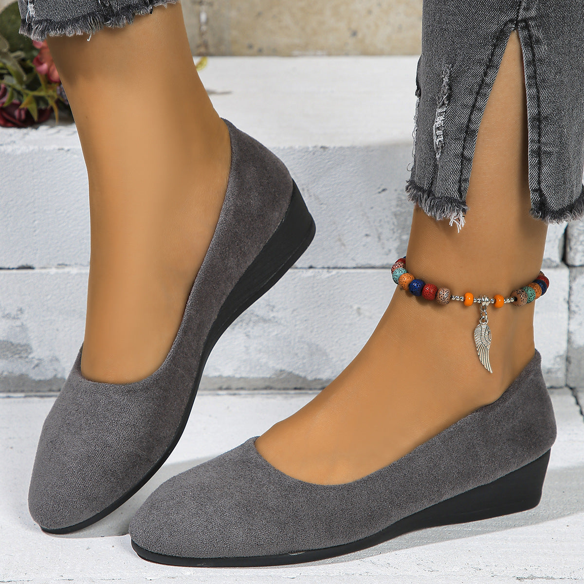 Comfortable, lightweight, anti-slip, breathable orthopedic flat shoes for women