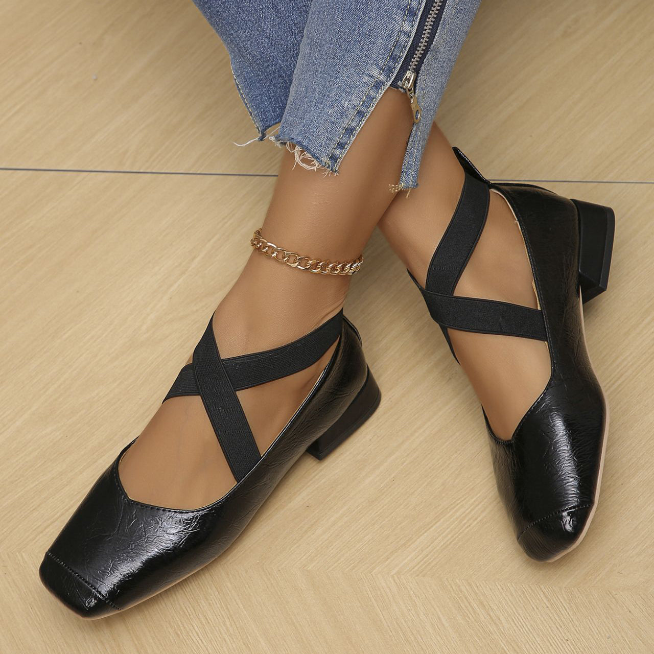 🔥Last Day Promotion 50% OFF 🔥 Comfortable, lightweight, anti-slip, breathable orthopedic flat shoes for women