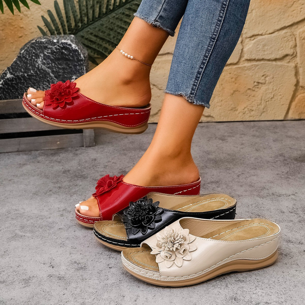 Comfortable Floral Wedge Slide Slippers