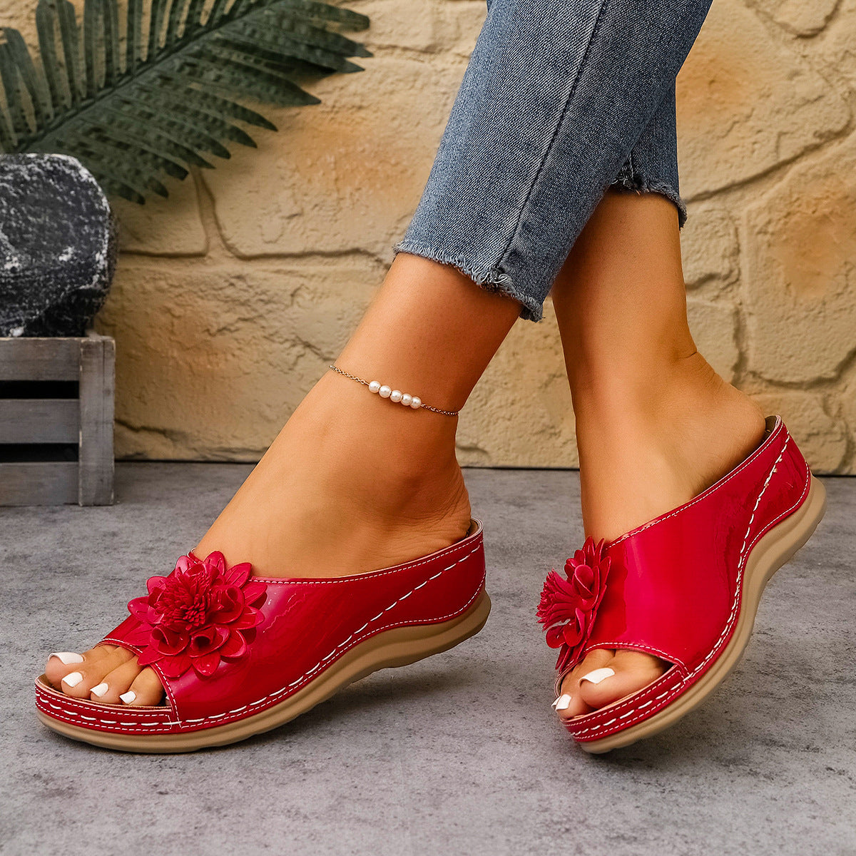 Comfortable Floral Wedge Slide Slippers