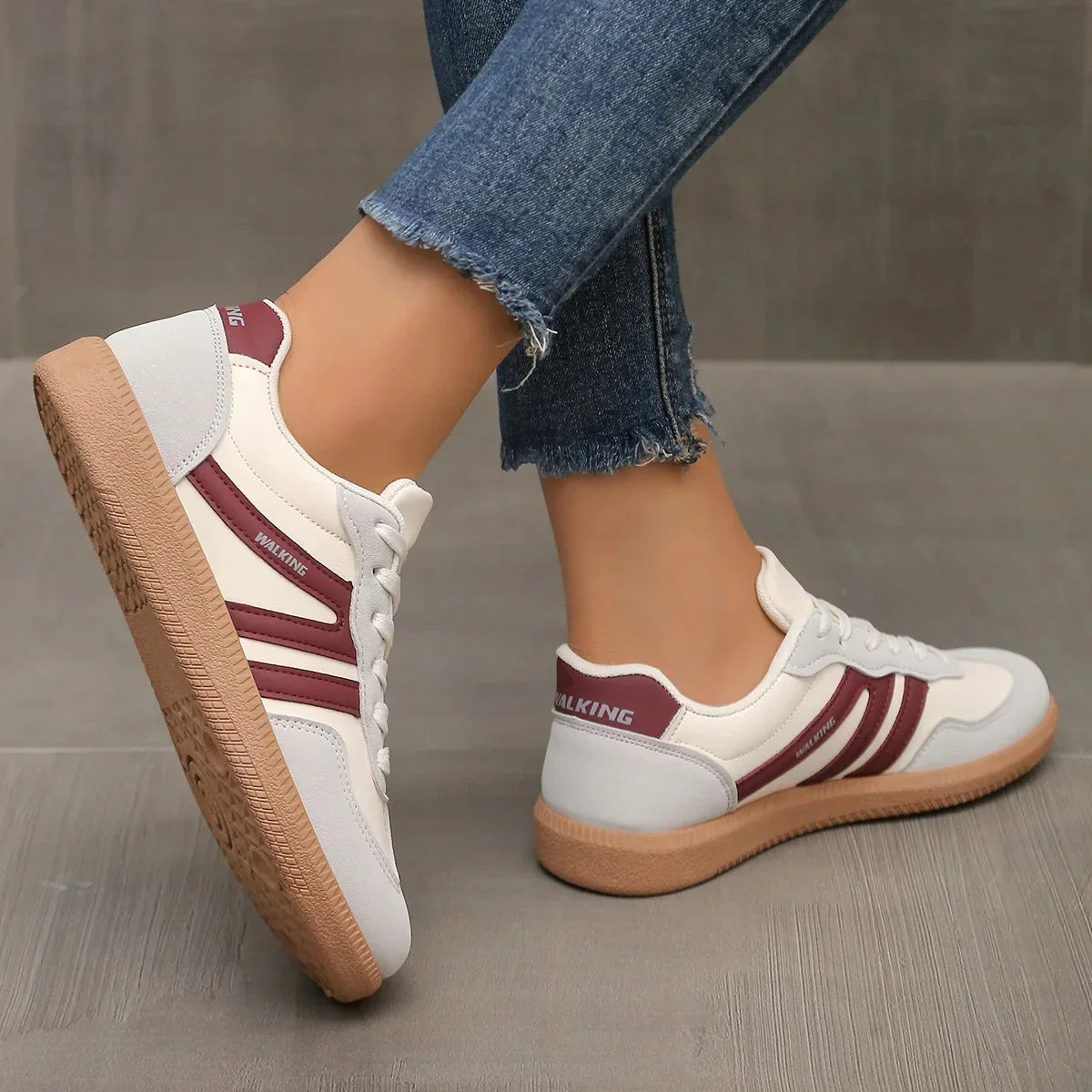 Lightweight and Flexible Ergonomic Outdoor Shoes