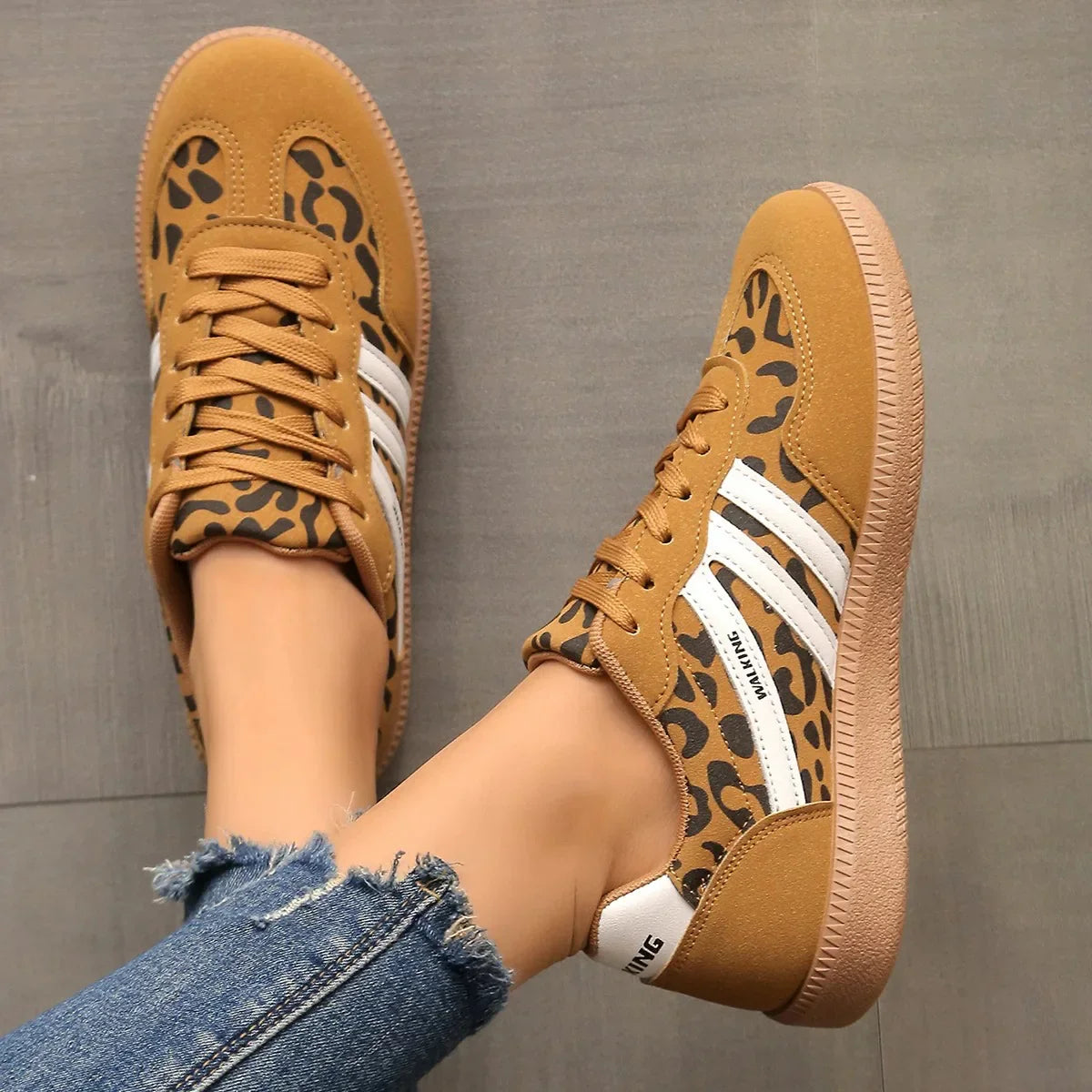 Lightweight and Flexible Ergonomic Outdoor Shoes