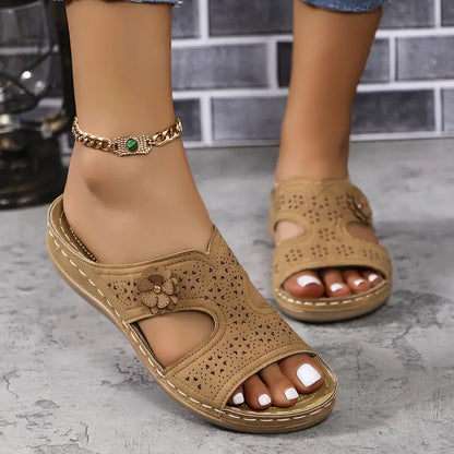 🔥Last Day Promotion 50% OFF🔥 Chic Floral Embellished Comfort Sandals