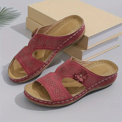 🔥Last Day Promotion 50% OFF🔥 Chic Floral Embellished Comfort Sandals
