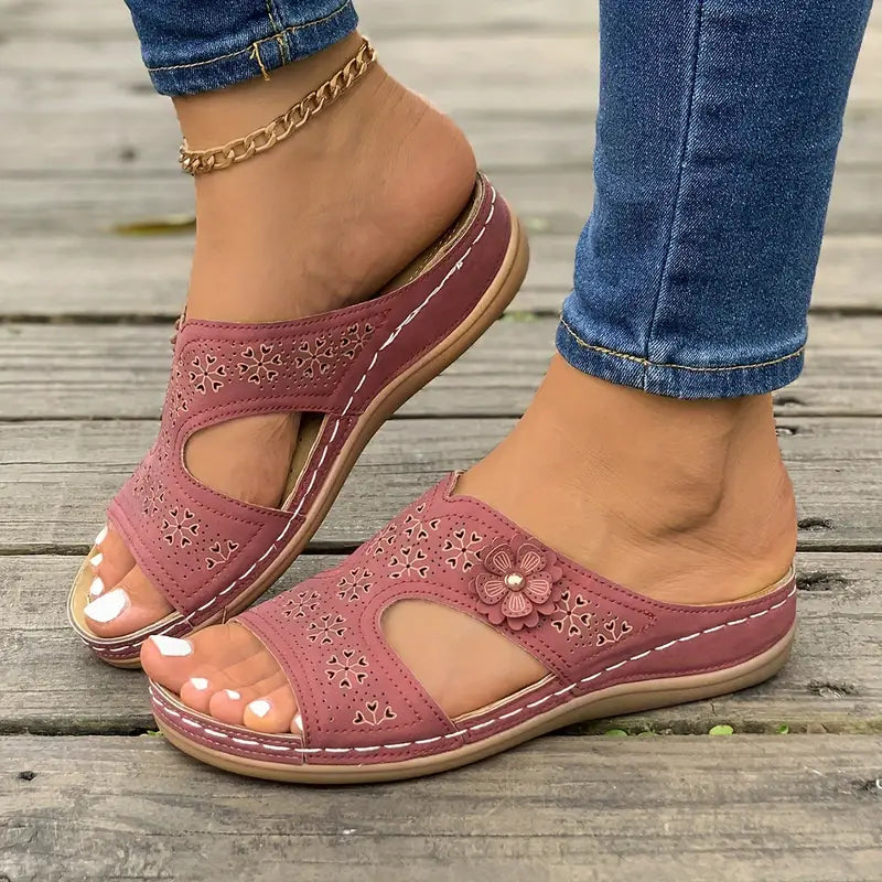 🔥Last Day Promotion 50% OFF🔥 Chic Floral Embellished Comfort Sandals