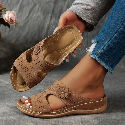 🔥Last Day Promotion 50% OFF🔥 Chic Floral Embellished Comfort Sandals