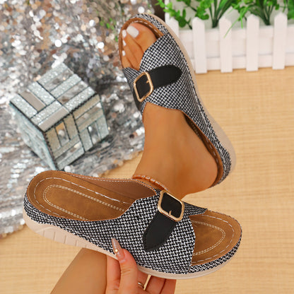 Vintage Style Platform Heel Slip-on Sandals with Open Toe