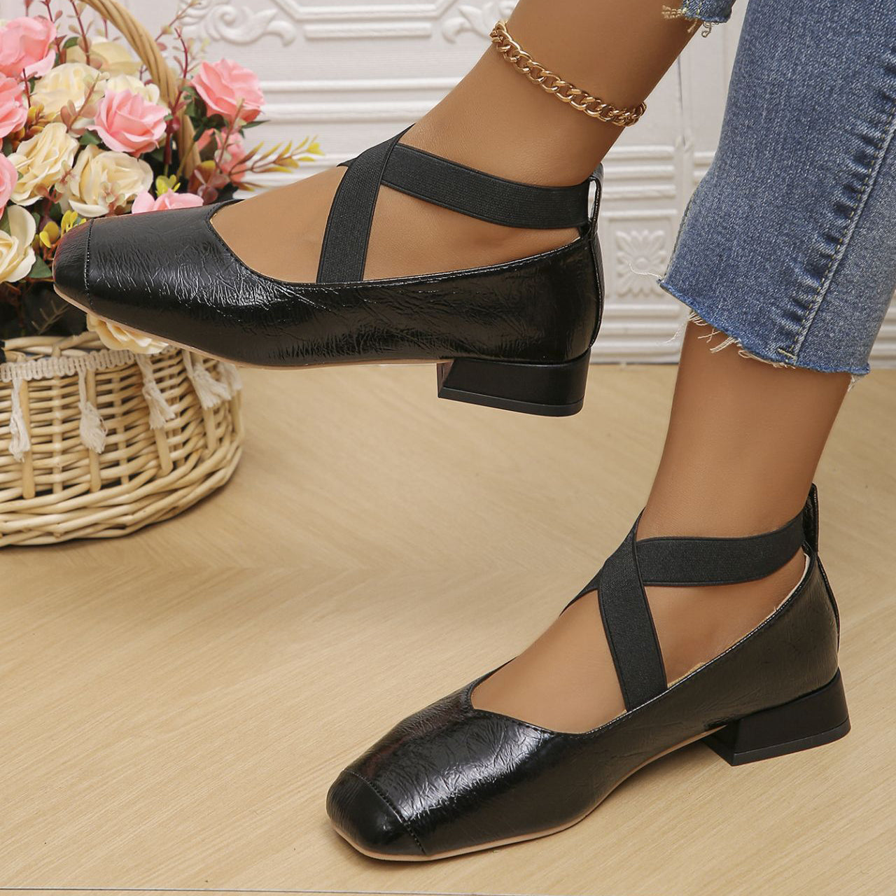 🔥Last Day Promotion 50% OFF 🔥 Comfortable, lightweight, anti-slip, breathable orthopedic flat shoes for women