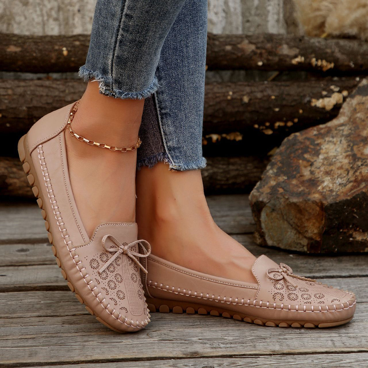 Women's Orthopedic Leather Flats – Lightweight, Breathable & Non-Slip