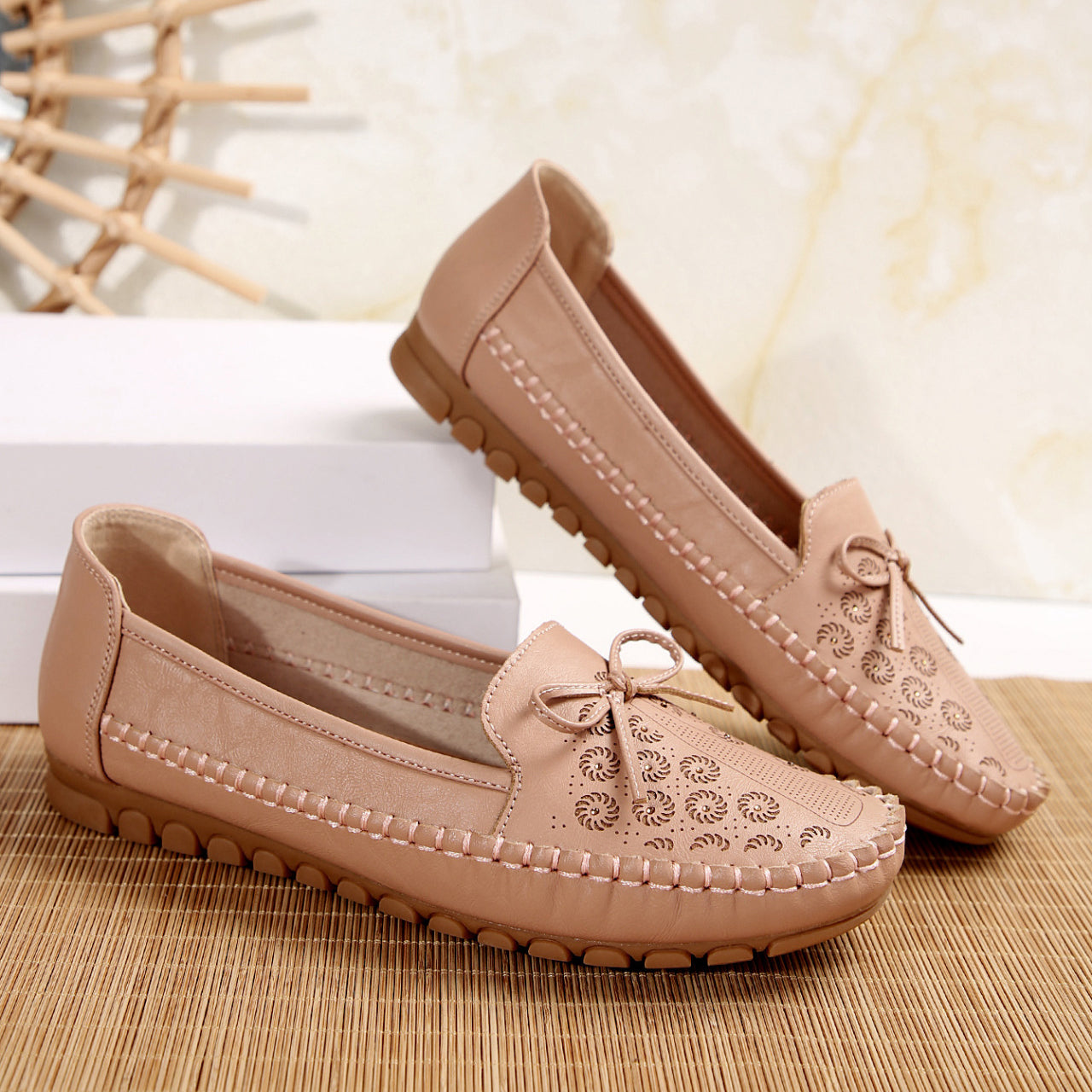 Women's Orthopedic Leather Flats – Lightweight, Breathable & Non-Slip