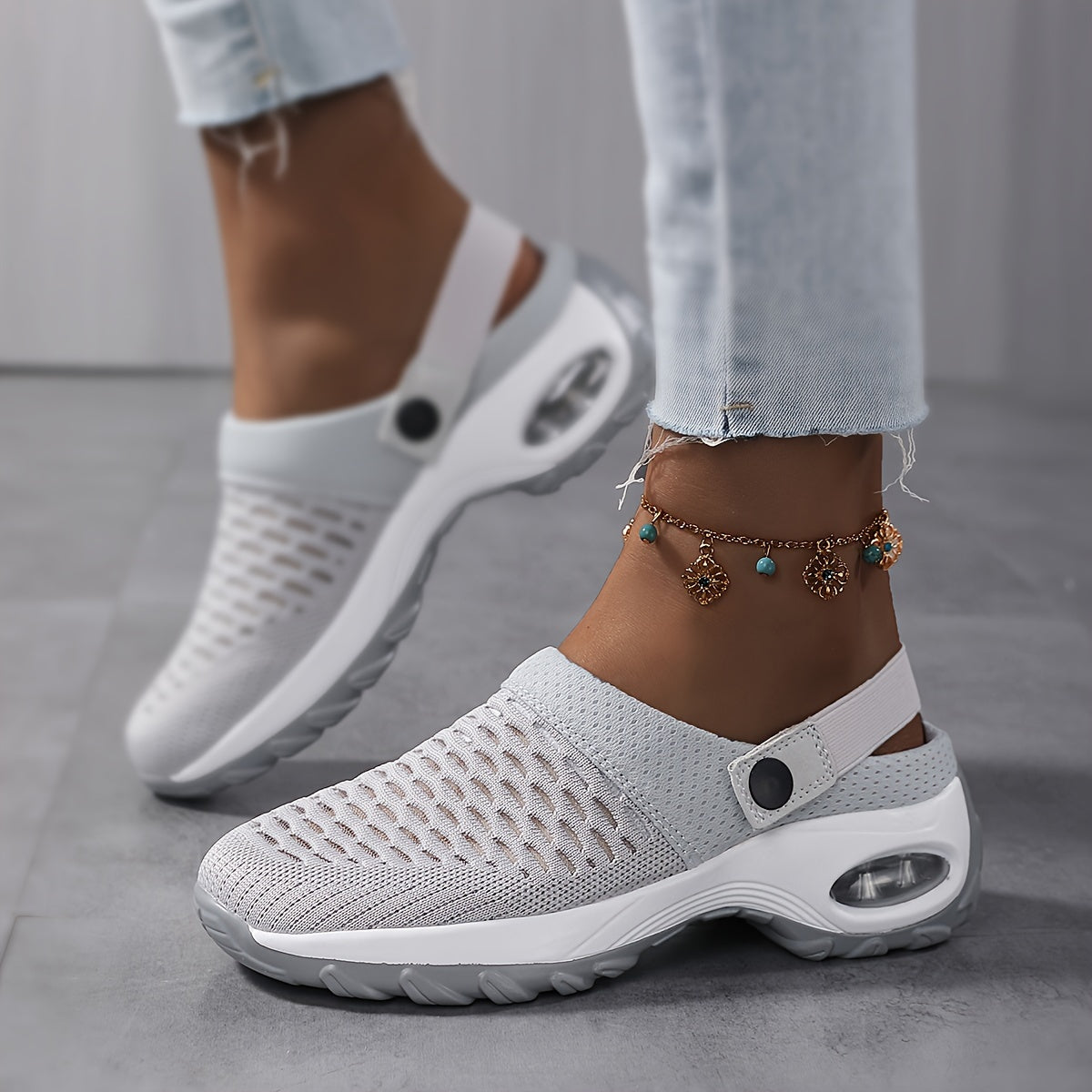 🔥LAST DAY 50% OFF - Women's Orthopedic Slip-Resistant Air Cushion Clogs