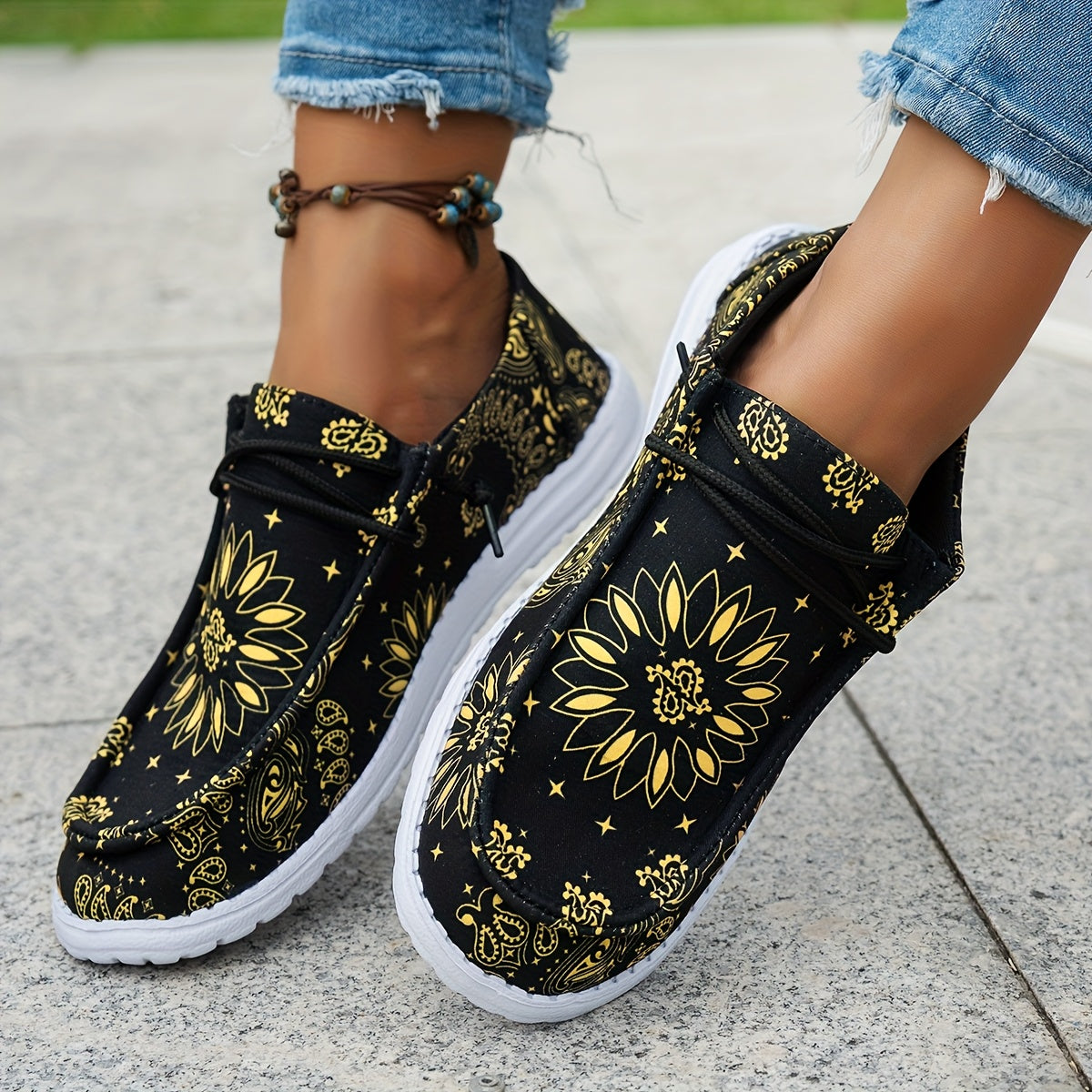 Women's Wide Toe Comfort Slip-on Shoes, Lightweight Orthopedic Walking Sneakers